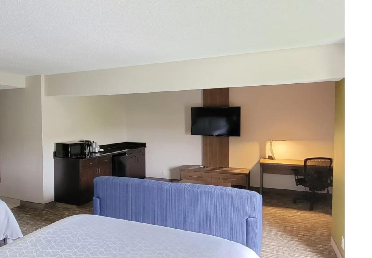 Holiday Inn Express Edgewood-Aberdeen-Bel Air Exterior photo