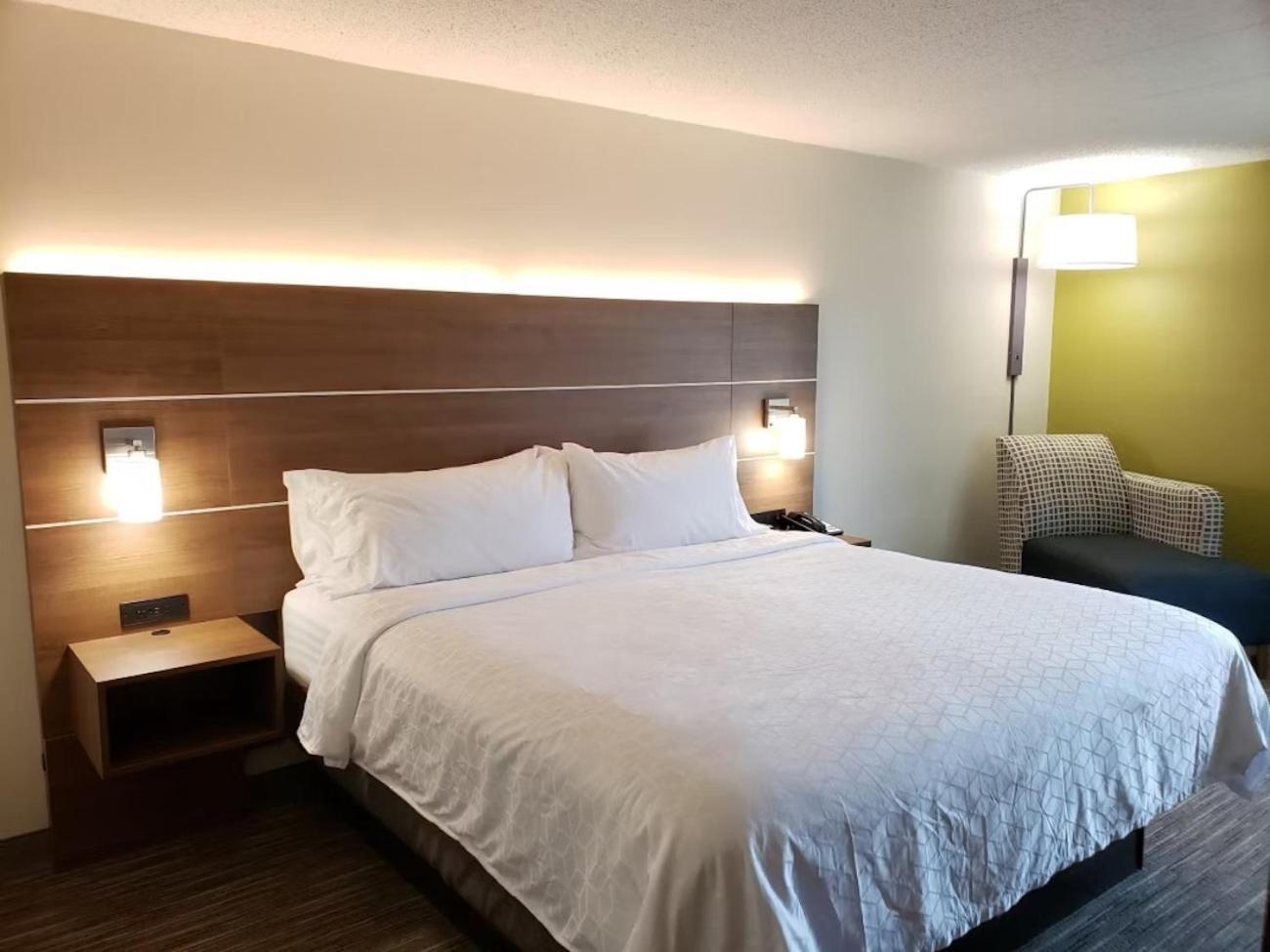 Holiday Inn Express Edgewood-Aberdeen-Bel Air Exterior photo