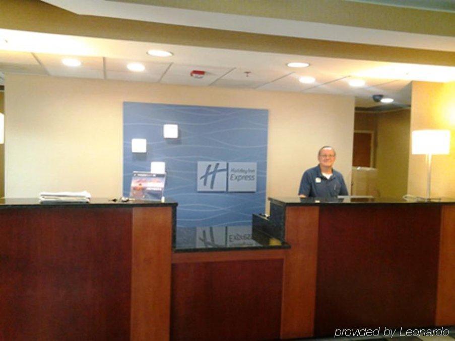 Holiday Inn Express Edgewood-Aberdeen-Bel Air Interior photo